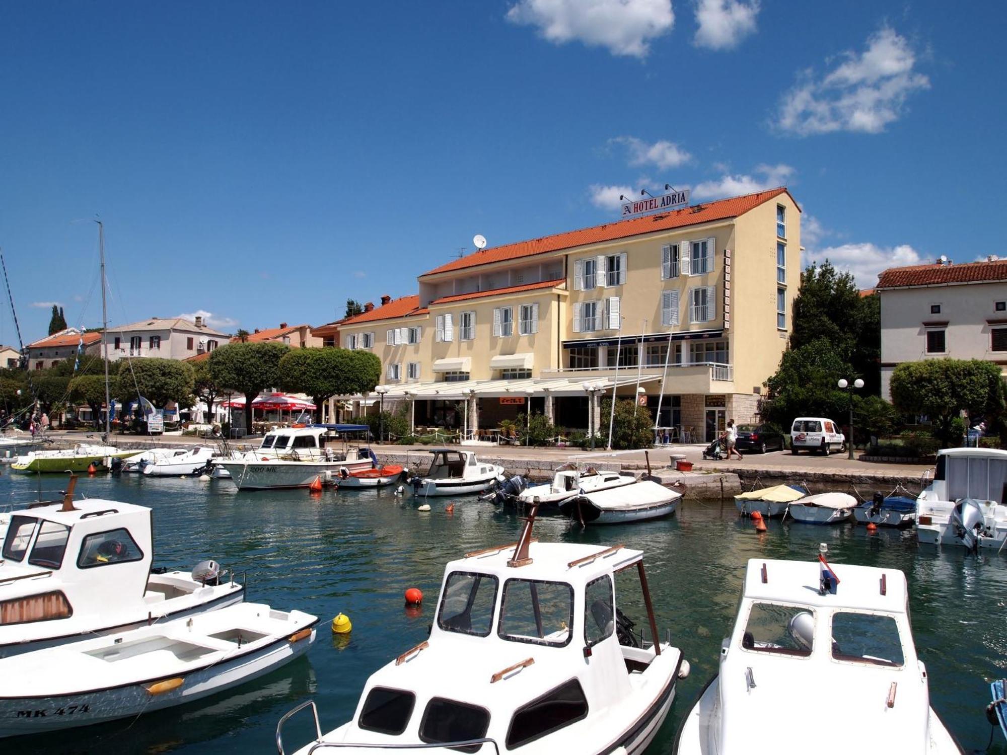 Hotel Adria Malinska Zewnętrze zdjęcie
