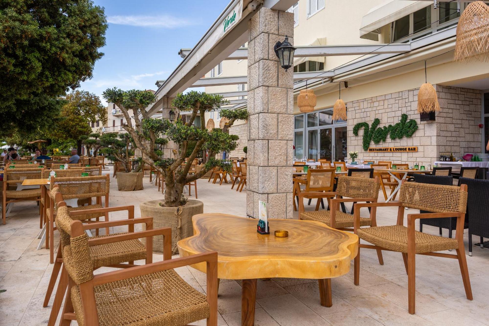 Hotel Adria Malinska Zewnętrze zdjęcie