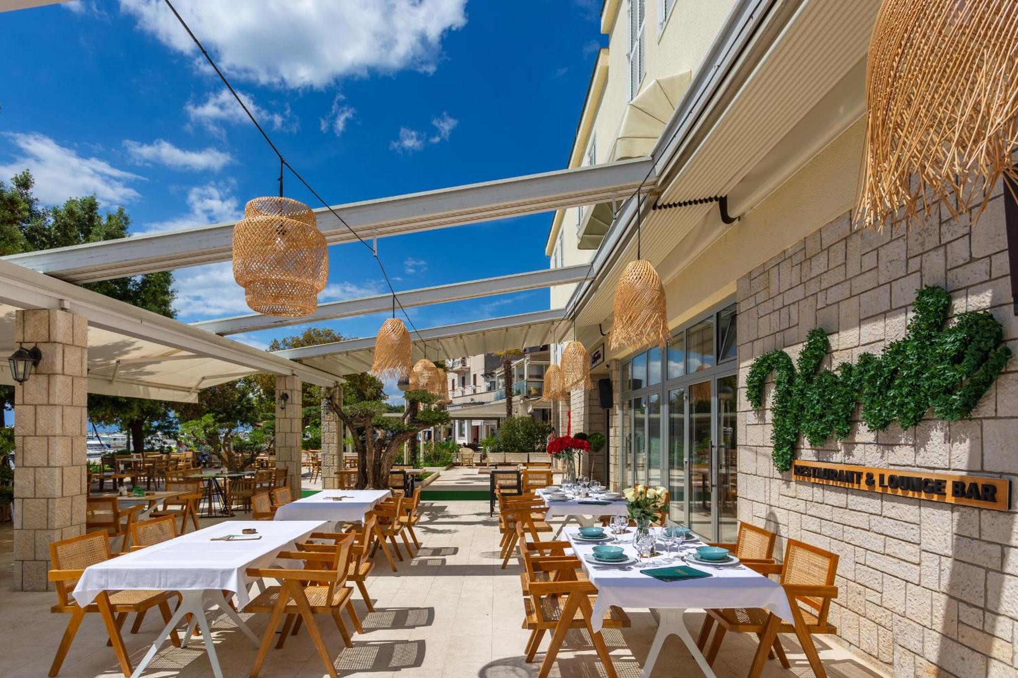 Hotel Adria Malinska Zewnętrze zdjęcie